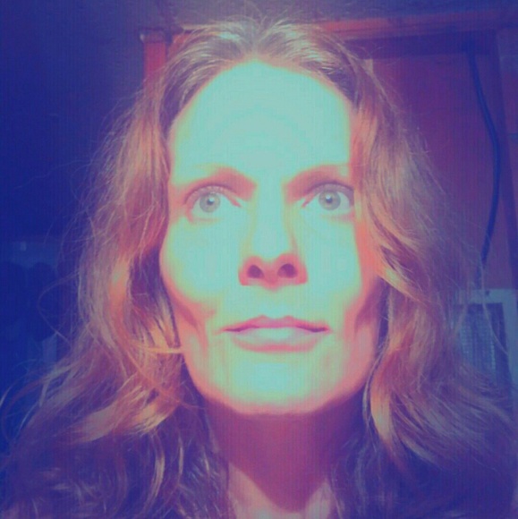 Meet your Posher, Sherry - Picture 1 of 1